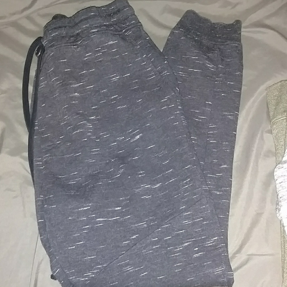 Drop fit sweats