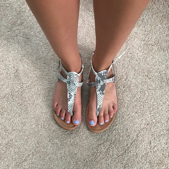 Sandals - Picture 3 of 3