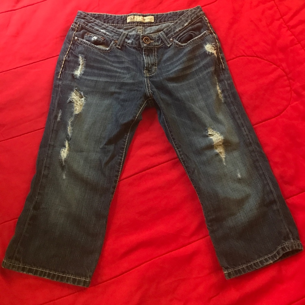 Capri denim jeans