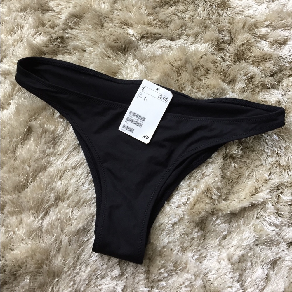 Black ruffled bikini bottom