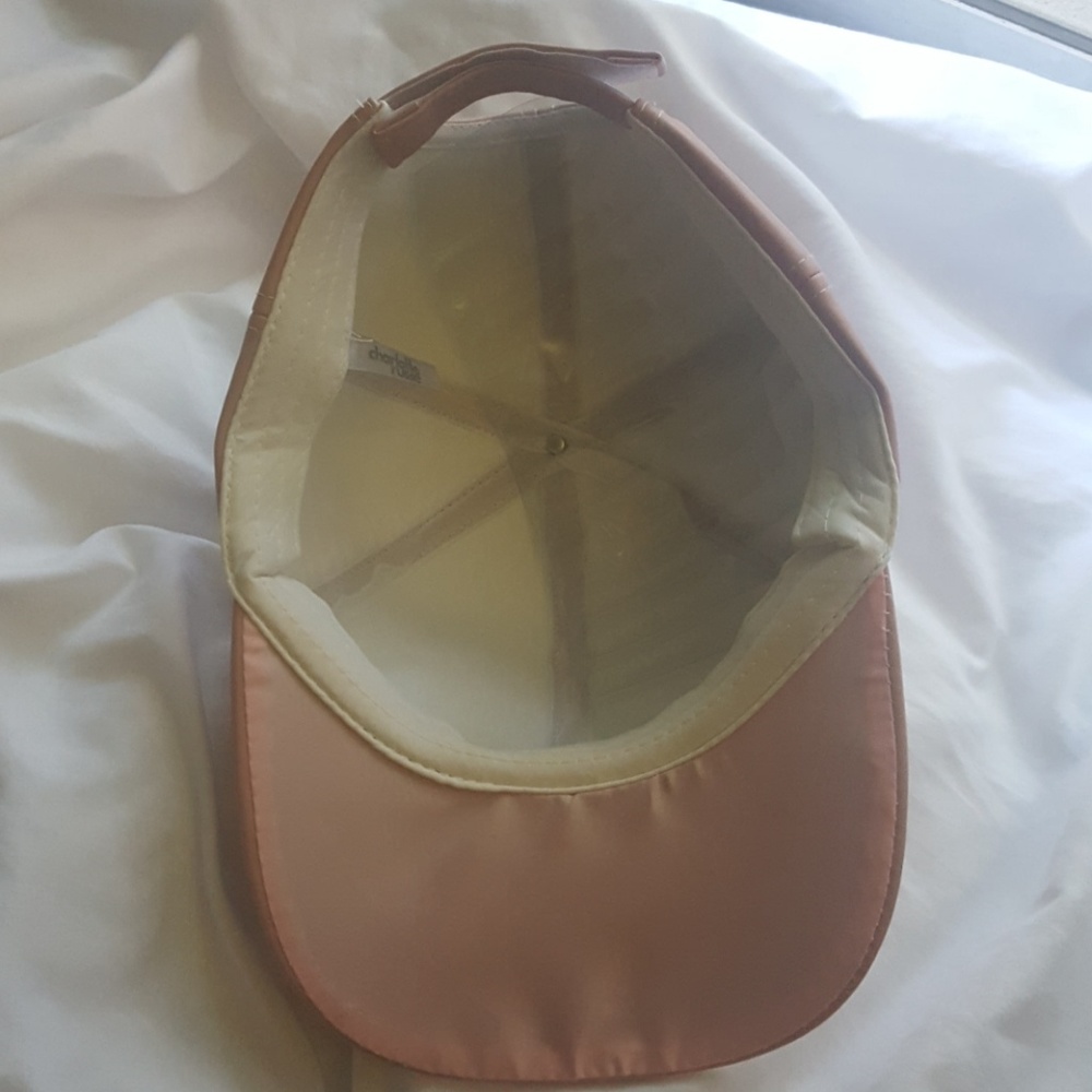 Hat - Picture 2 of 3