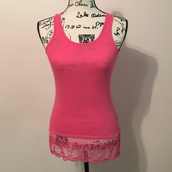 Rue21 Tops - 🌺PINK TANK TOP🌺 Rue 21