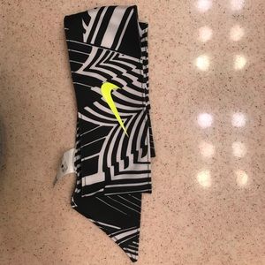 Nike Tie Headband