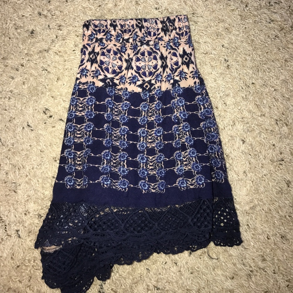Pattern Shorts - Picture 2 of 4