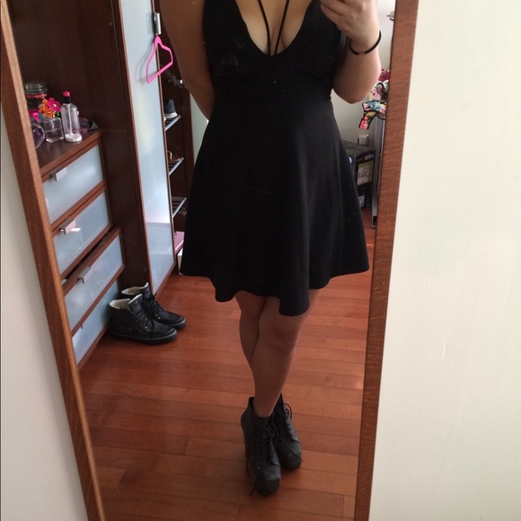 LBD - Picture 2 of 3