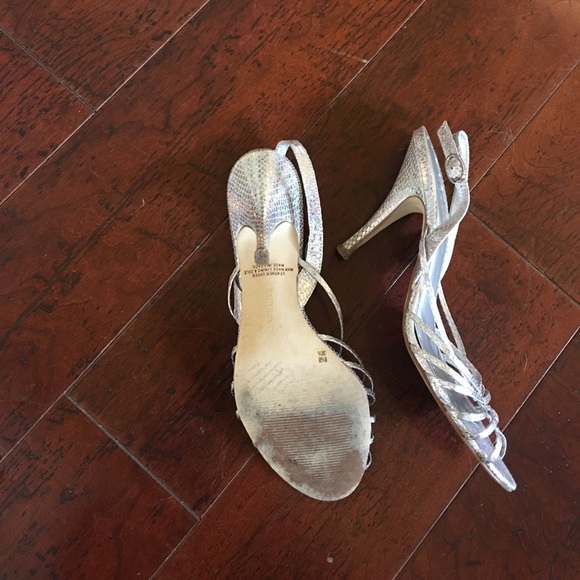 Pumps - Picture 5 of 7