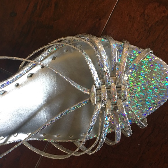 Pumps - Picture 7 of 7