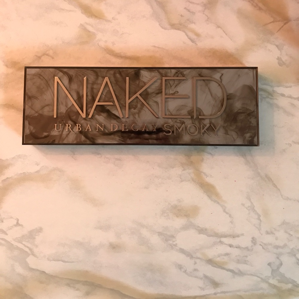 Urban decay naked smoky palette