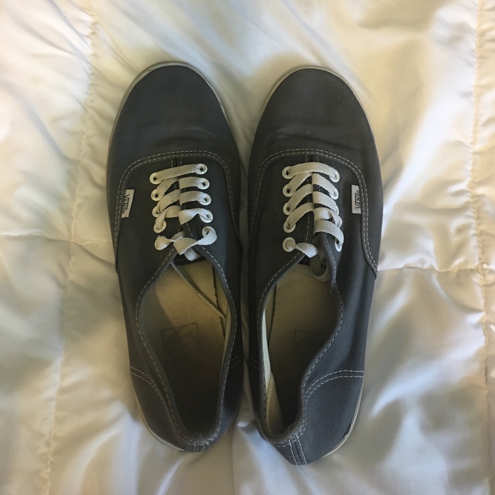 grey vans