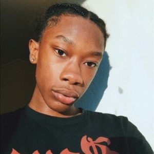 Meet your Posher, Parris