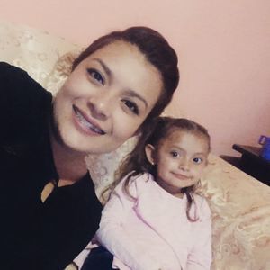 Meet your Posher, Isaura