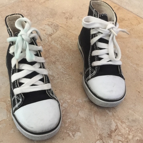 Kid Connection Toddler size 81/2 - Picture 5 of 8