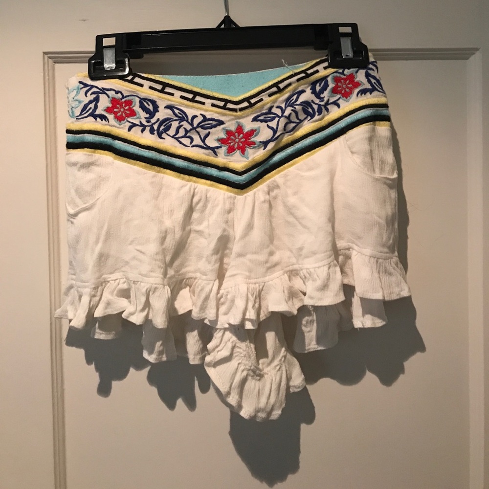 white flower shorts with embroidered top