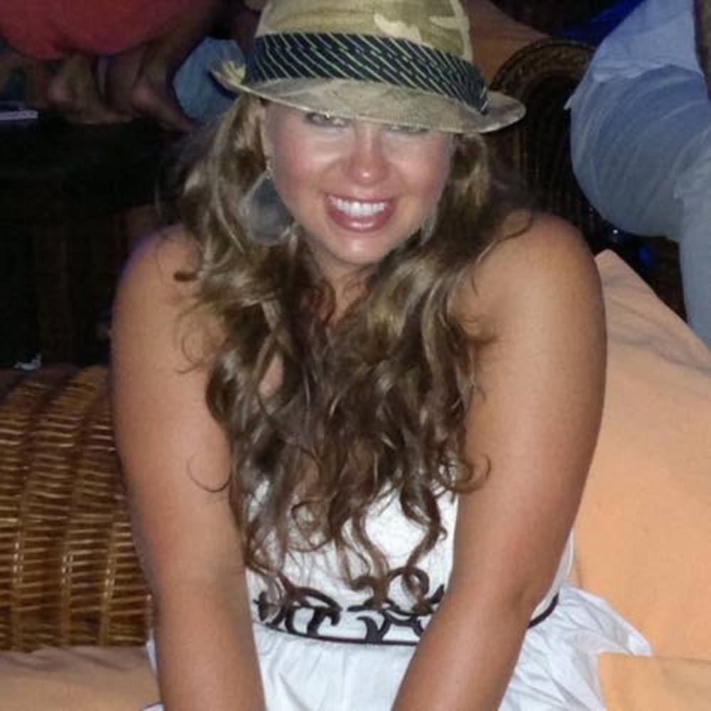 Meet your Posher, Lauren