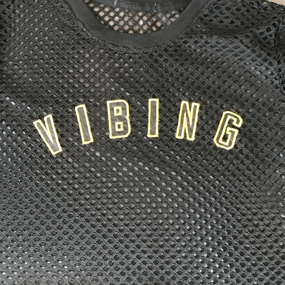 Forever 21 crop top - Picture 2 of 2