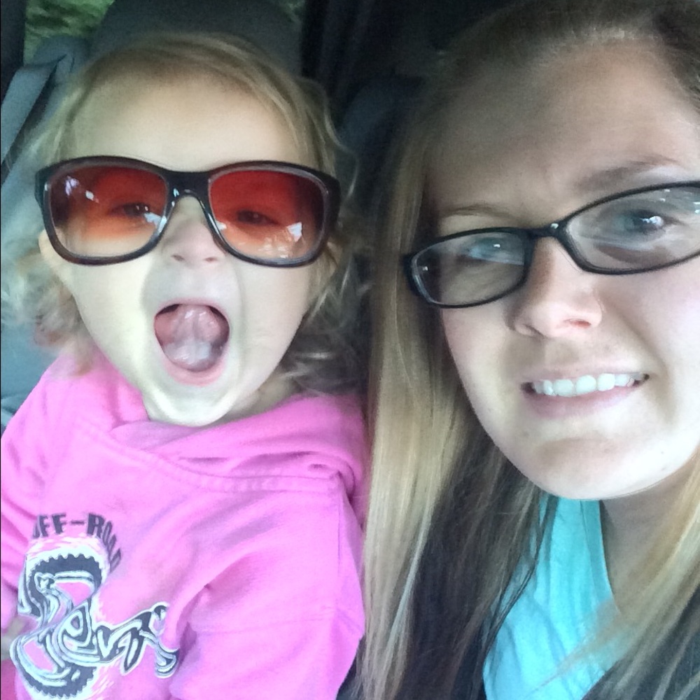 Meet your Posher, Janelle