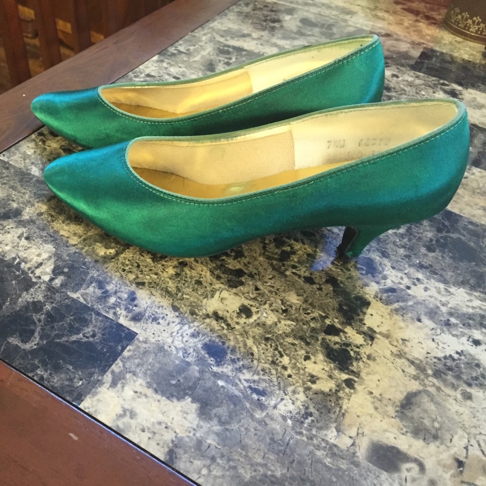 Emerald City Satin Pumps