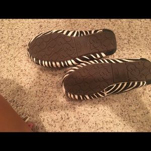 Ugg zebra with fur inside