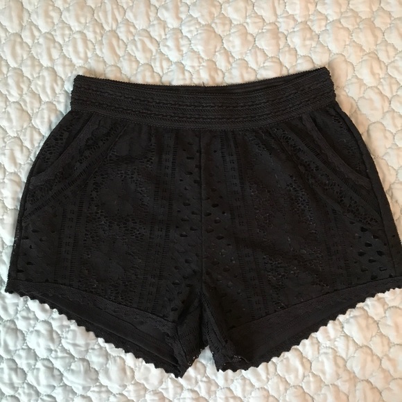 shorts - Picture 1 of 3