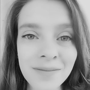 Meet your Posher, Briana