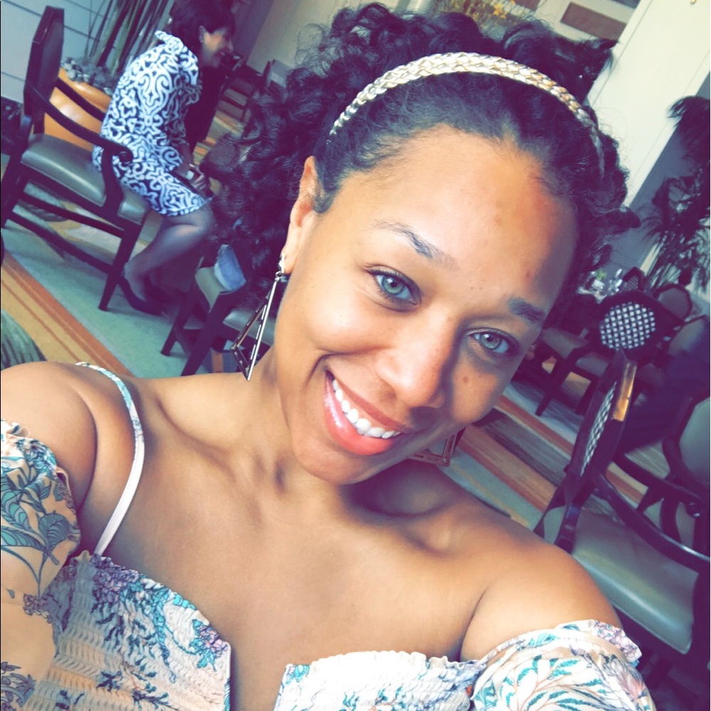 Meet your Posher, Ryenne