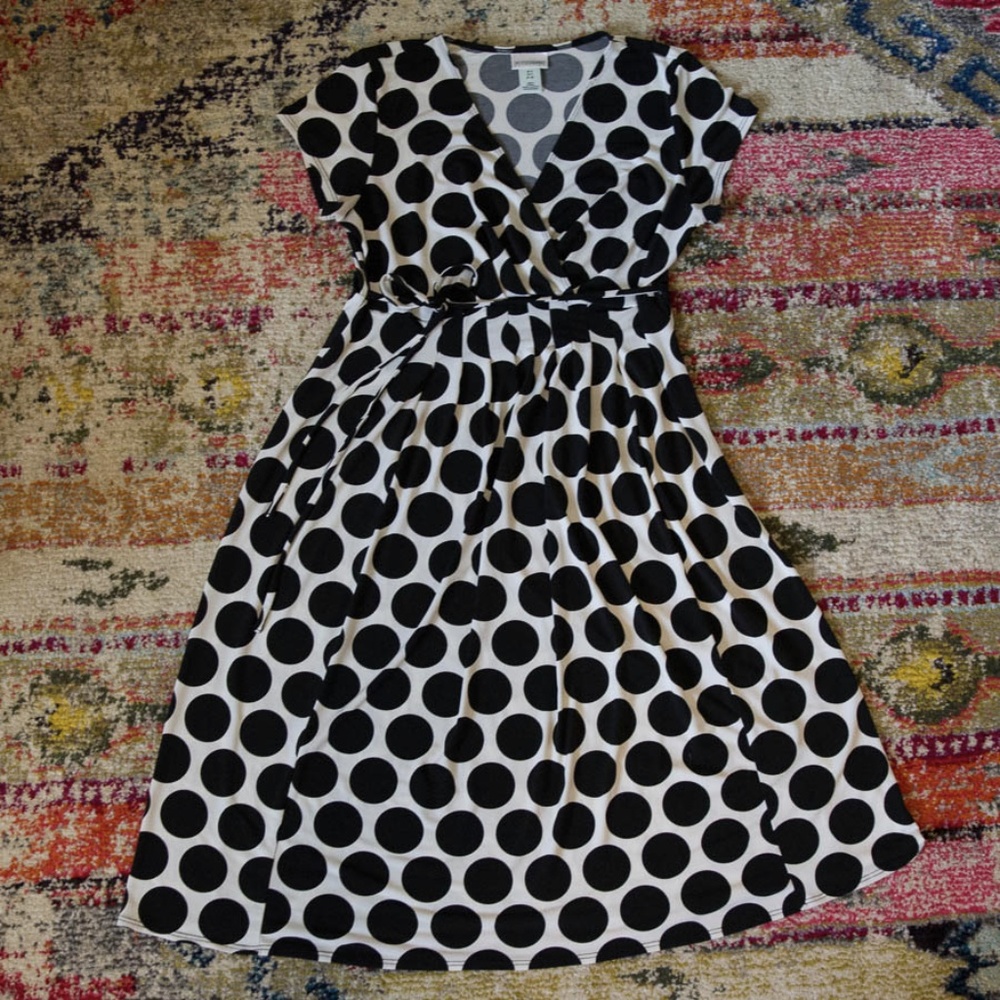 MOTHERHOOD MATERNITY Short Sleeve Faux Wrap Dress