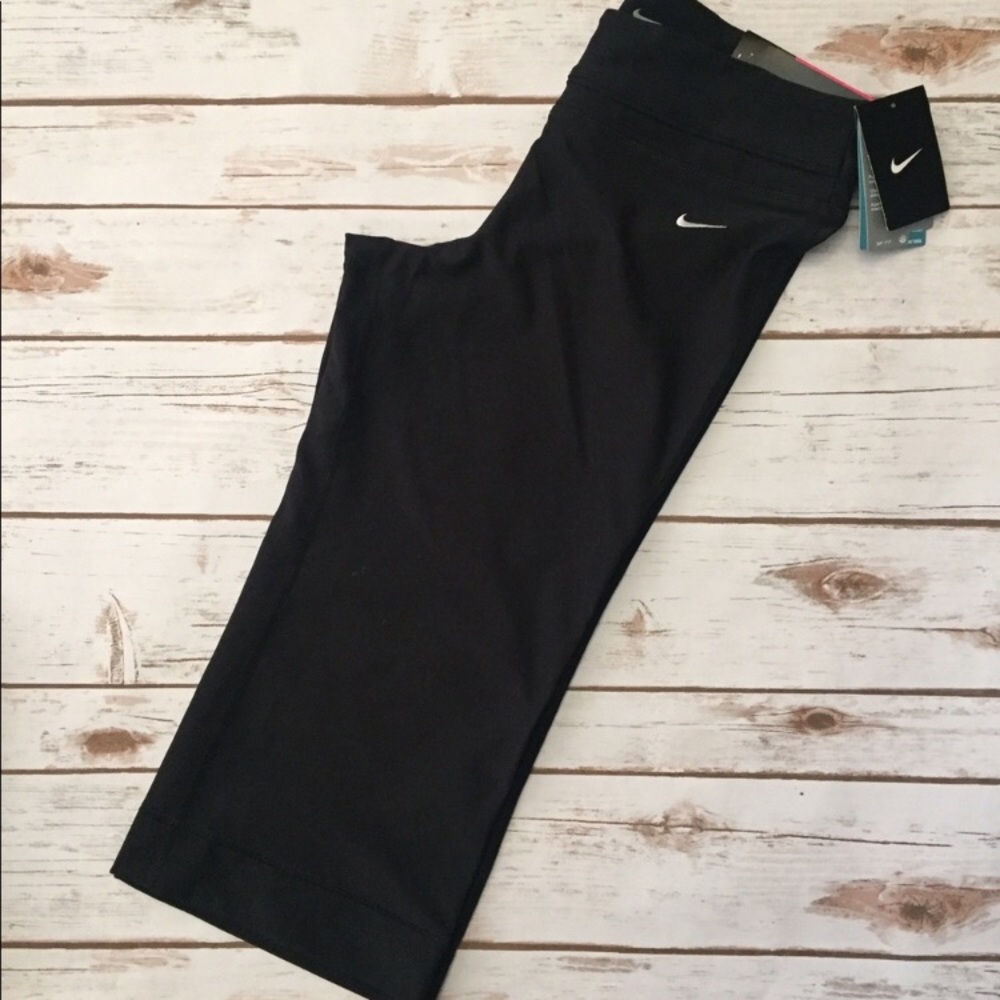 Nike Crop Workout Pants