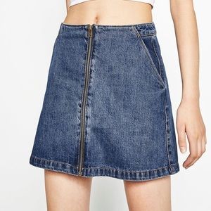 Zara mini skirt