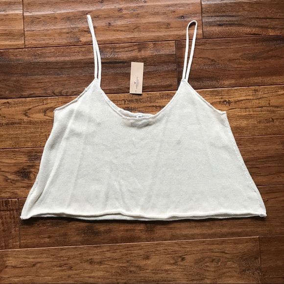 🆕🆕AE Cream Crop Top - Picture 4 of 5