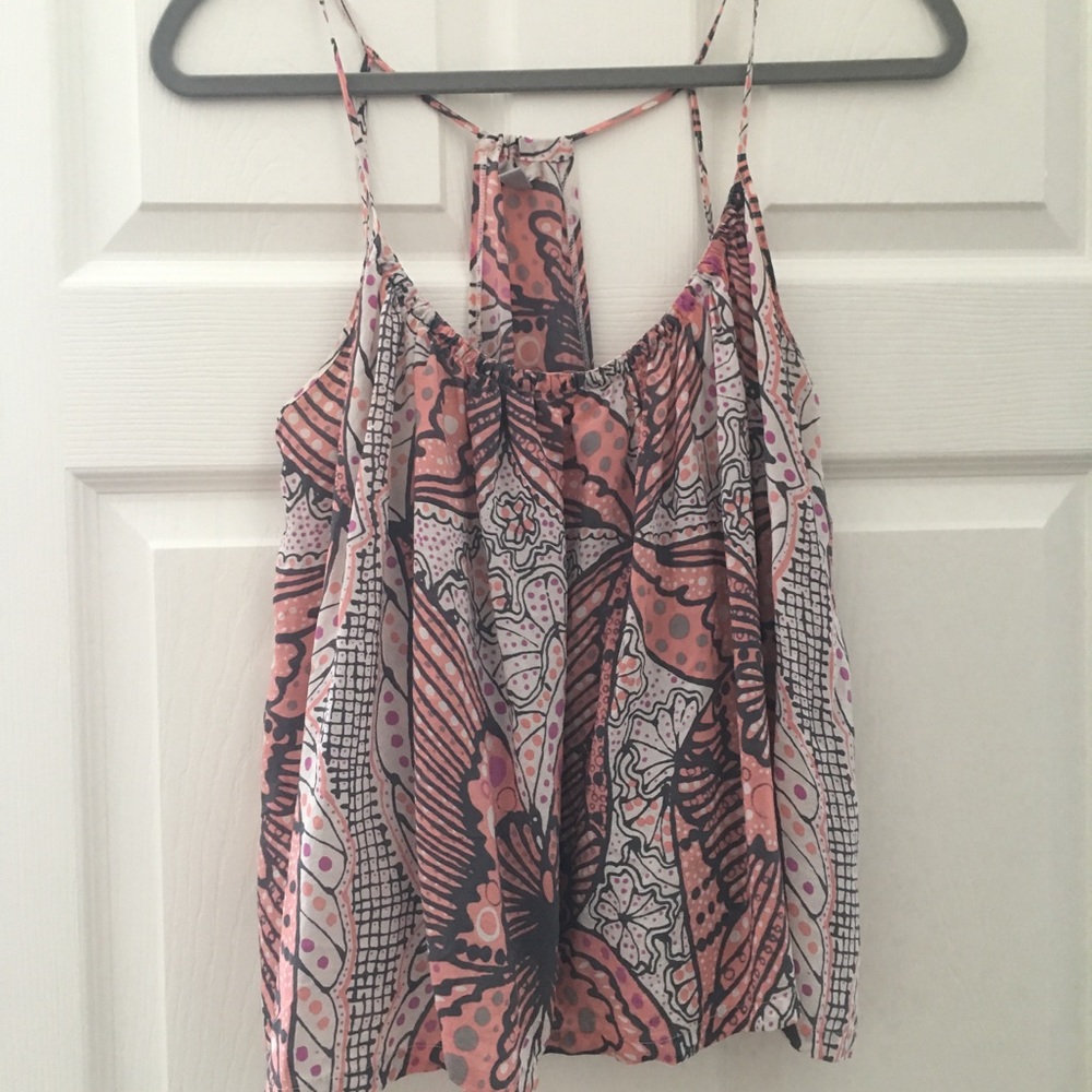 Beautiful summer top.