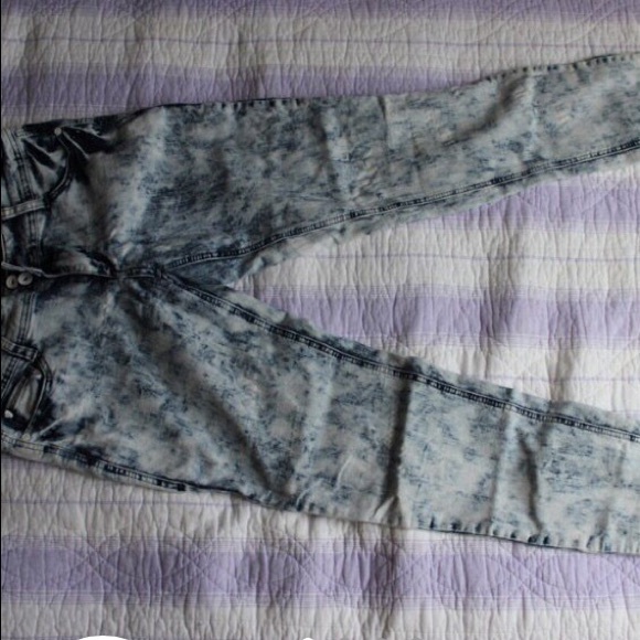 Acid wash skinny jeans - Picture 2 of 4