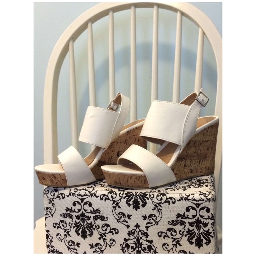 Apt. 9 White Cork Wedges