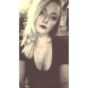 Meet your Posher, Leah