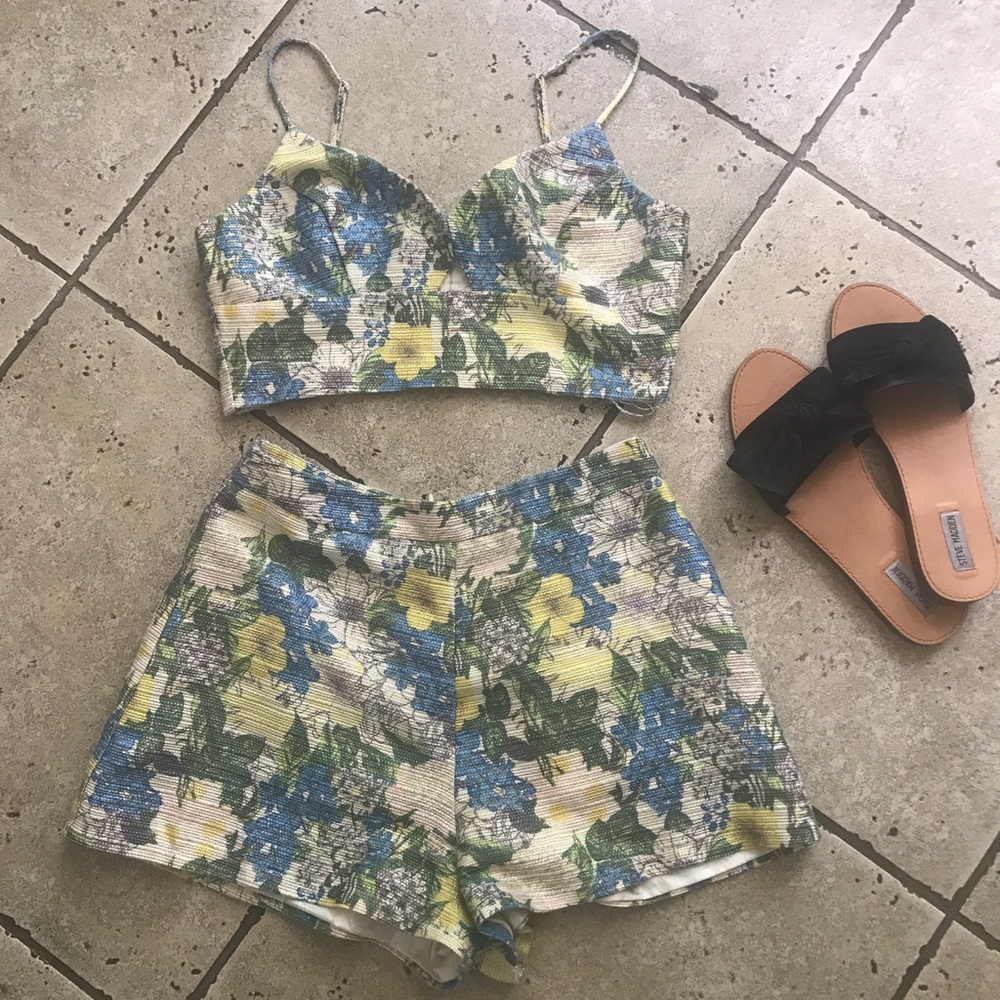 Matching two piece set w/shorts