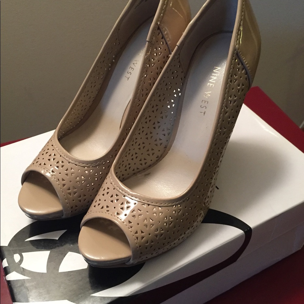 *NWB* Patent Leather Wedges