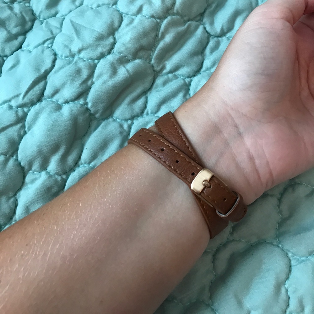 watch - Picture 2 of 3
