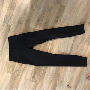 High waisted lulu lemon 7/8 !!