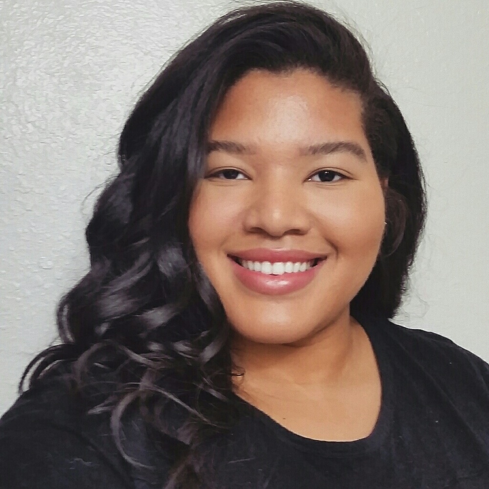 Meet your Posher, Aja
