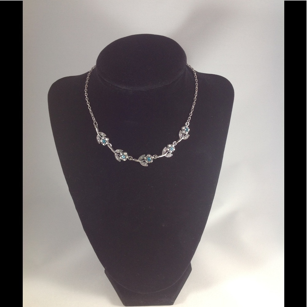 Choker or regular necklace