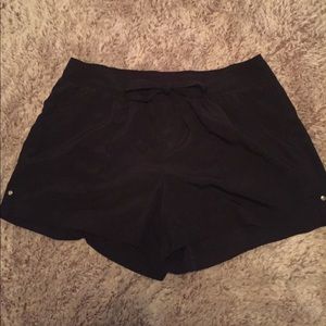Black elastic waist shorts