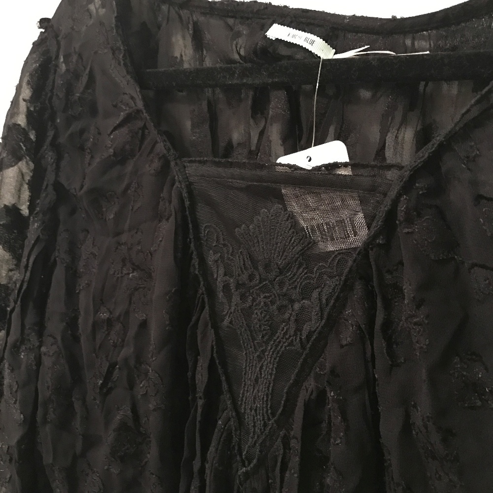 NWT Urban Outfitters Chiffon Top - Picture 4 of 5