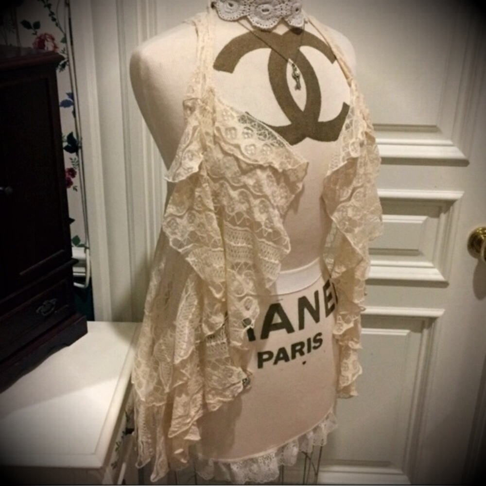 🌟NWT Gorgeous Boho Cream Lace Vest