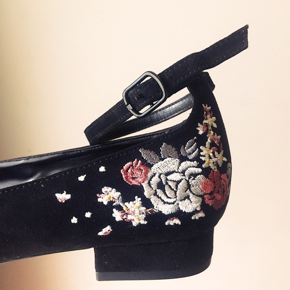 Asos Embroidered Kitten Heels - Picture 1 of 2