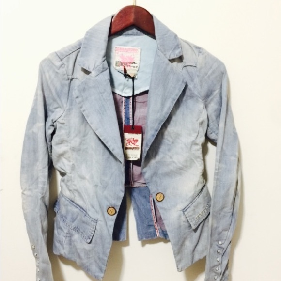Jackets & Blazers - NWT DYE OPEN JEAN BLAZER OPEN SPLIT ON BACK SMALL