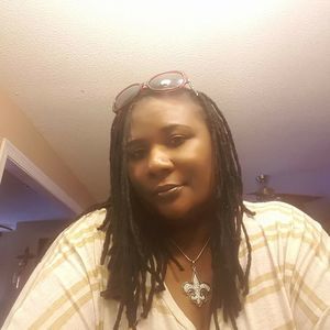 Meet your Posher, Lynette