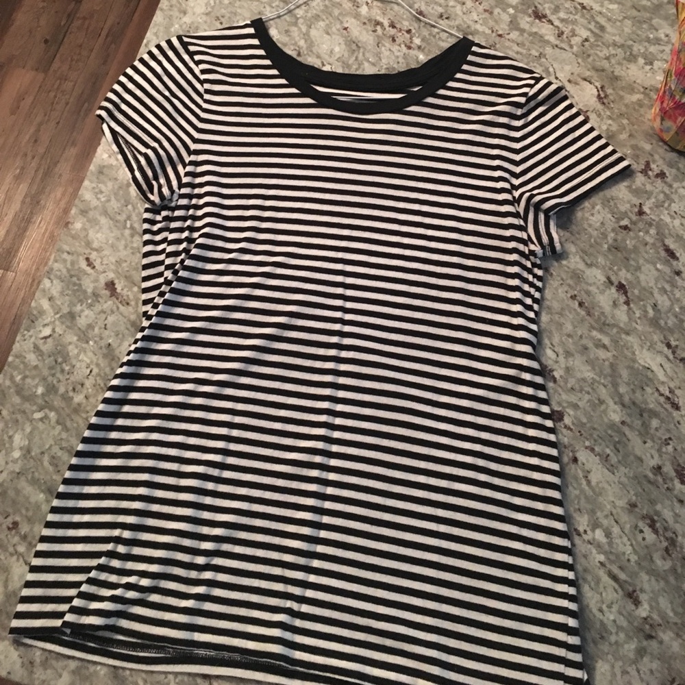 Gap short sleeve T