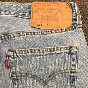 levis 1999