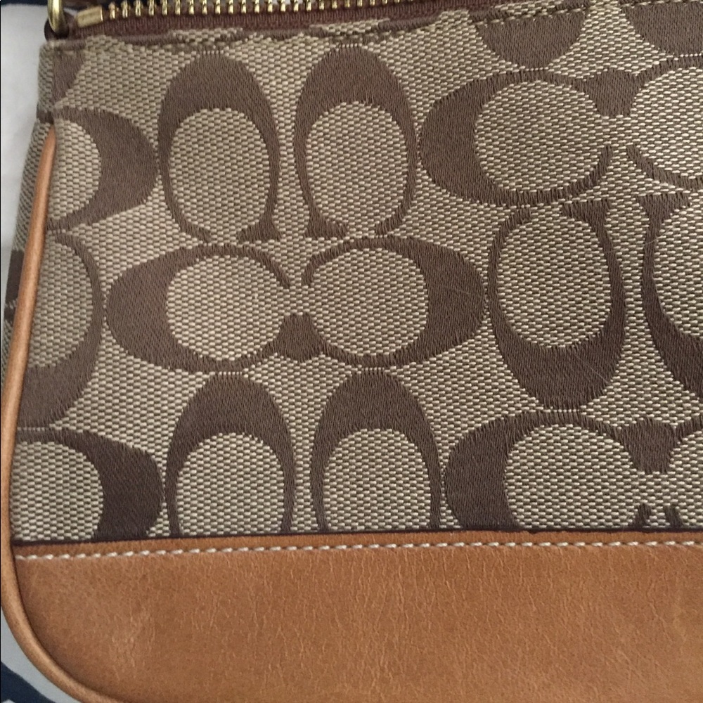 Coach Bag - Picture 3 of 3