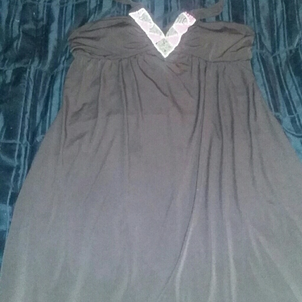 B.Wear too Brown tie-up Halter