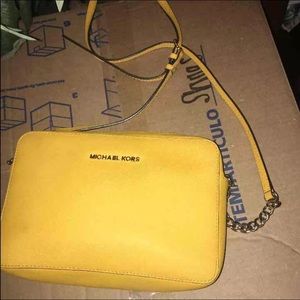 Michael Kors side purse